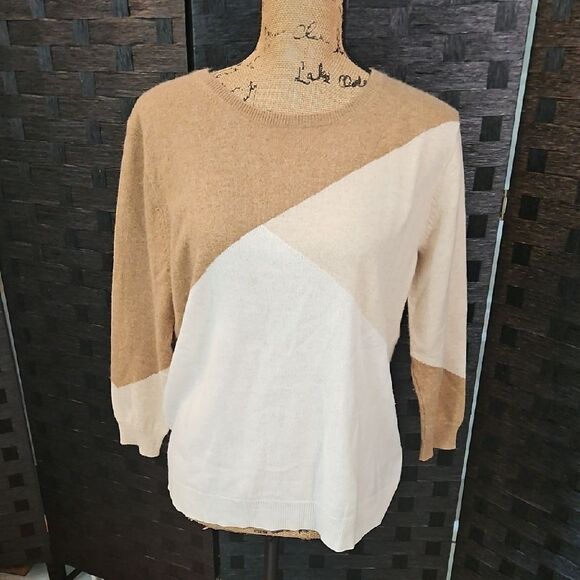 J Crew Tan and Cream Colorblock Cashmere Sweater Size Medium - Picture 2 of 14
